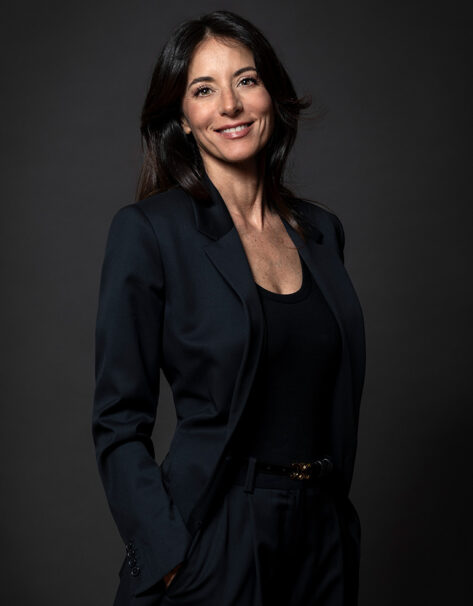  Camilla Peri